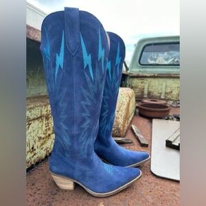 Dingo Thunder Road Suede Cowboy Boots in Blue